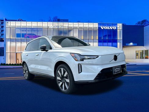 New 2026 Volvo EX90 Plus image 1