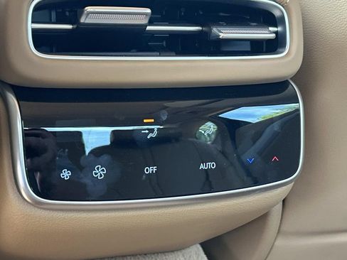 Used 2025 Genesis G80 2.5T Advanced AWD/4WD image 21
