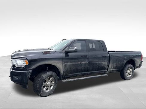 Used 2022 RAM 3500 Big Horn w/ Level C Equiment Group image 33