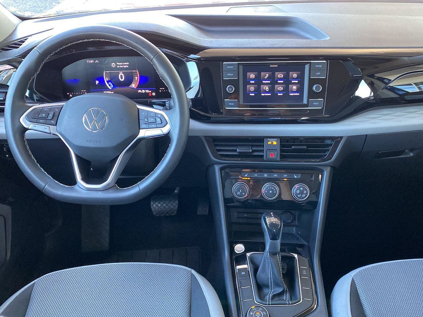 Used 2023 Volkswagen Taos S w/ Driver Assistance Package AWD/4WD image 17