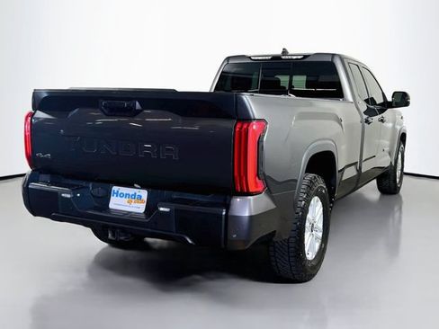 Used 2022 Toyota Tundra SR5 w/ SR5 Convenience Package AWD/4WD image 21