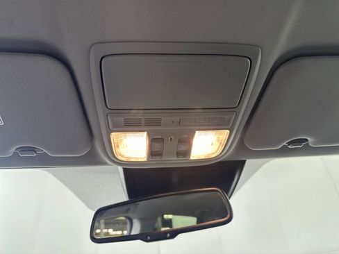 Used 2020 Honda CR-V Touring image 24