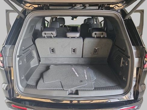 New 2025 GMC Acadia Denali w/ LPO, All-Weather Package FWD image 16
