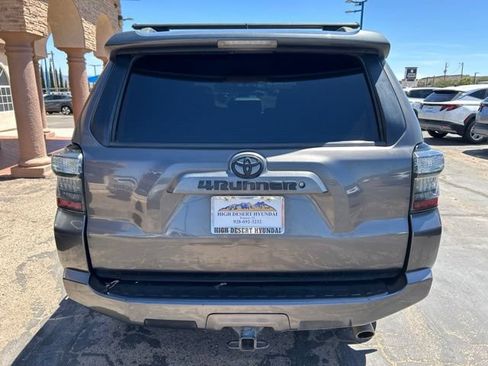Used 2018 Toyota 4Runner SR5 w/ Convenience Package RWD image 3