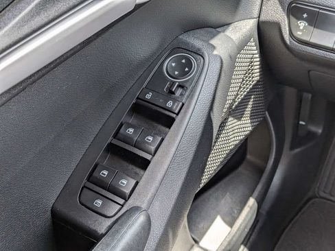 Used 2021 Kia Seltos LX AWD/4WD image 19