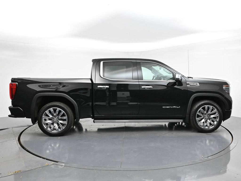 Used 2024 GMC Sierra 1500 Denali AWD/4WD image 6