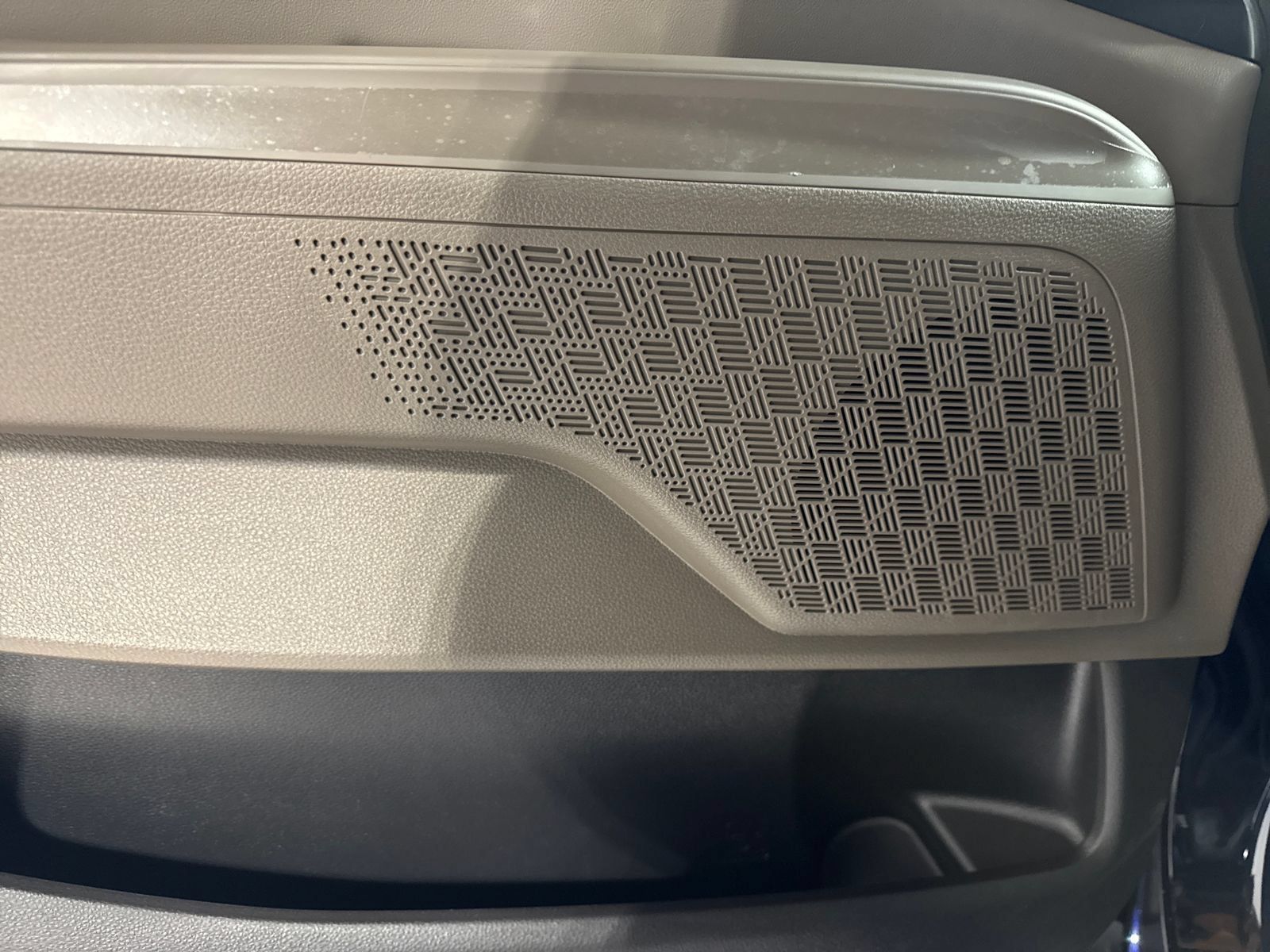 Certified 2026 Kia Carnival FWD image 27