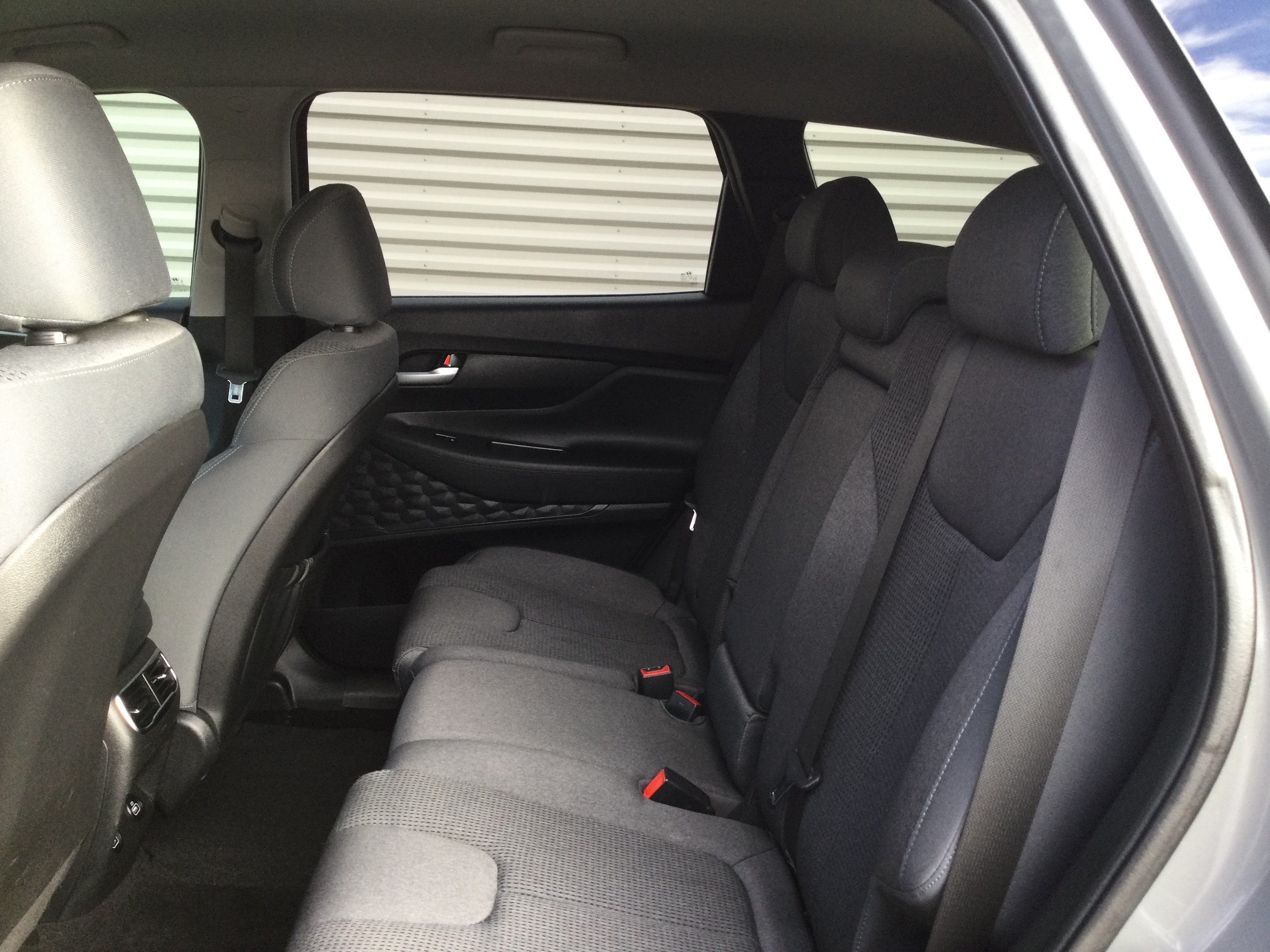Used 2022 Hyundai Santa Fe SEL FWD image 6