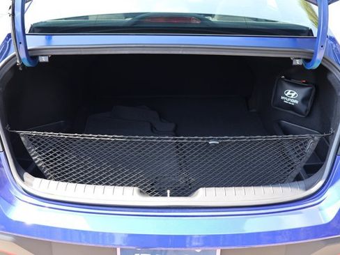 Used 2025 Hyundai Elantra Sport FWD image 24