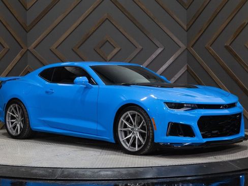 Used 2022 Chevrolet Camaro ZL1 image 13
