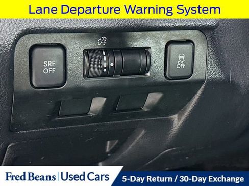 Used 2015 Subaru Crosstrek 2.0i Premium image 13