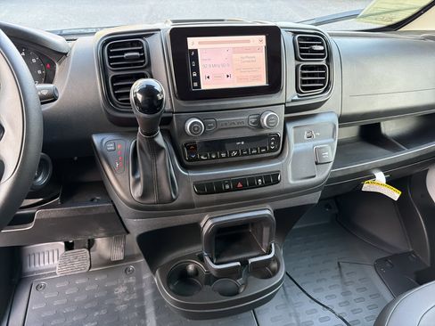 Used 2025 RAM ProMaster 3500 w/ Convenience Group image 28