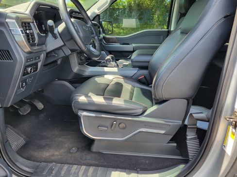 Used 2023 Ford F150 Lariat RWD image 31