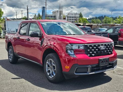 New 2026 Ford Maverick XLT w/ Equipment Group 301A AWD/4WD image 8