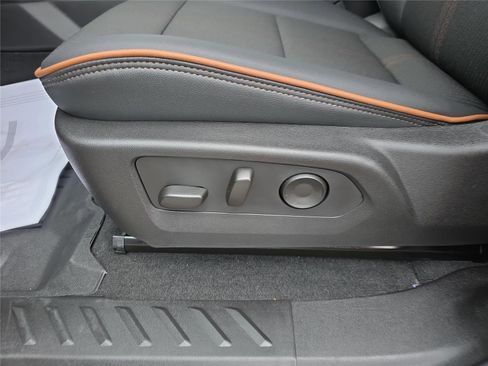 New 2026 GMC Canyon AT4 image 31