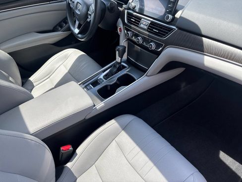 Used 2020 Honda Accord EX-L image 16