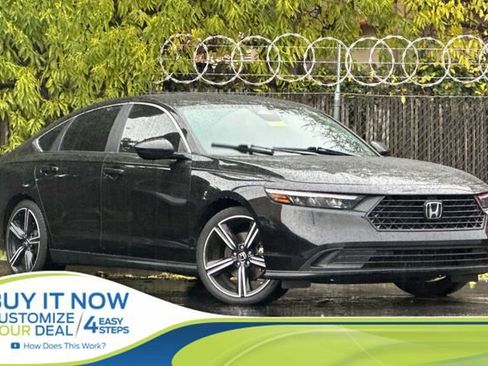 Used 2023 Honda Accord Sport image 1