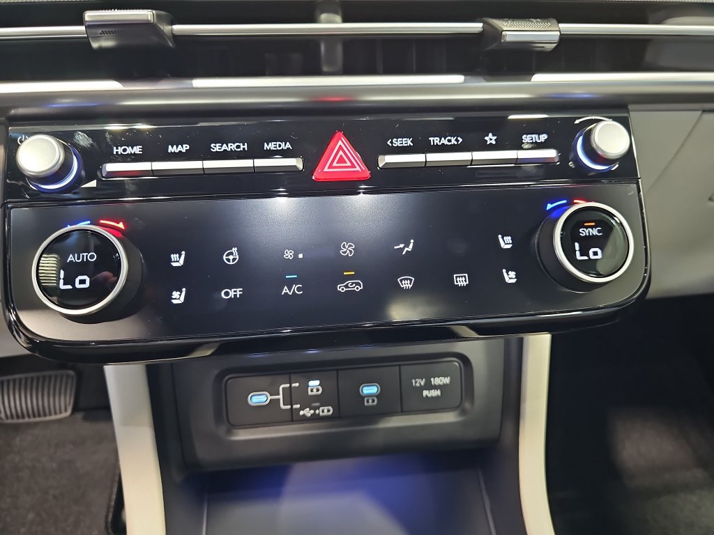 New 2026 Hyundai Tucson Limited AWD/4WD image 21