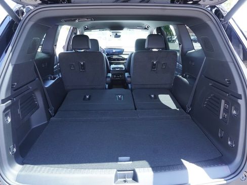 New 2026 Buick Enclave Sport Touring w/ Super Cruise Package FWD image 8
