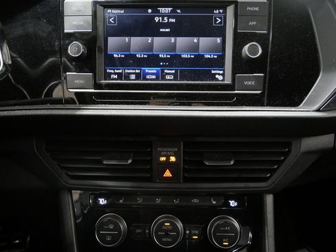 Used 2020 Volkswagen Jetta GLI image 19