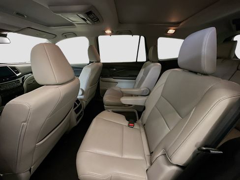 Used 2016 Honda Pilot Elite image 29