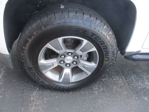 Used 2015 Chevrolet Colorado Z71 RWD image 33
