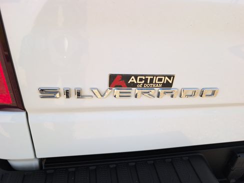Used 2022 Chevrolet Silverado 1500 LTZ w/ LTZ Convenience Package II AWD/4WD image 6
