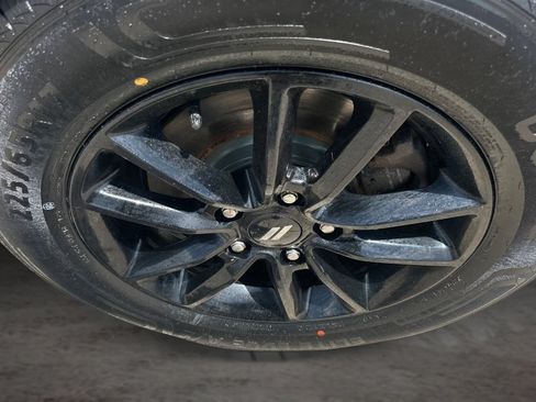 Used 2019 Dodge Journey SE w/ Connectivity Group FWD image 19