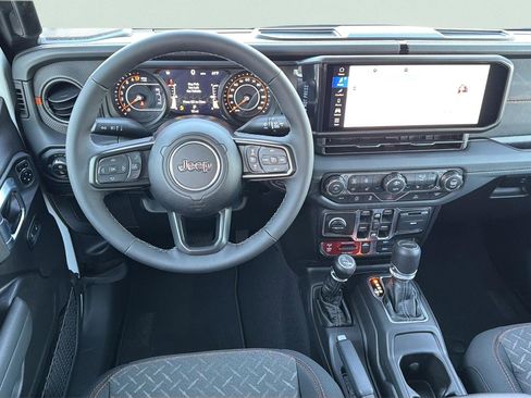 New 2026 Jeep Gladiator Mojave image 16