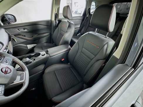 New 2026 Nissan Rogue SV image 21