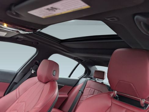 Certified 2025 BMW 530i 530i image 15