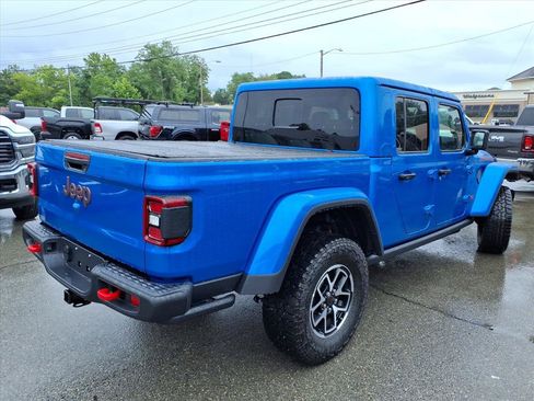 New 2026 Jeep Gladiator Rubicon w/ Steel Power Dome Hood Package AWD/4WD image 4