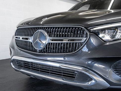 Used 2023 Mercedes-Benz GLC 300 image 10