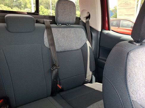 New 2026 Ford Maverick XLT w/ XLT Luxury Package FWD image 12