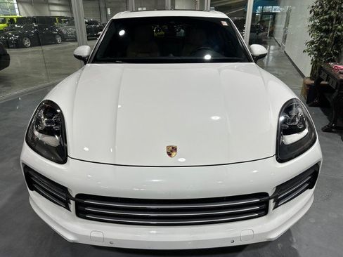 Used 2019 Porsche Cayenne AWD/4WD image 14