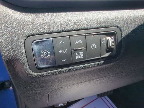 New 2025 GMC Terrain Elevation w/ Elevation Premium Package image 30