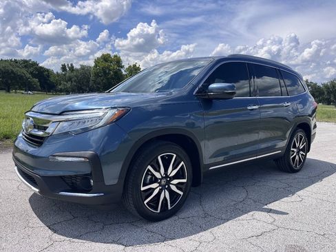Used 2020 Honda Pilot Touring image 3