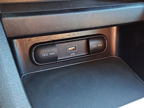 Used 2022 Kia Forte LXS image 22