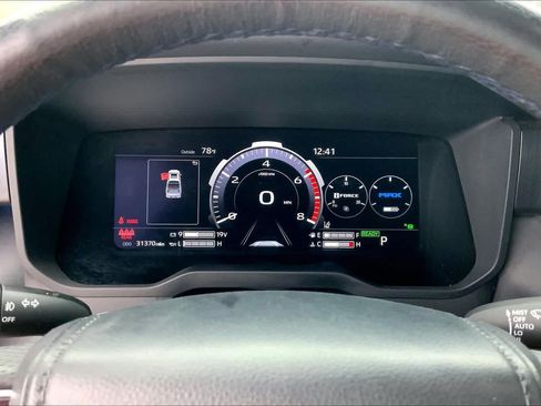 Used 2024 Toyota Tundra Platinum AWD/4WD image 26