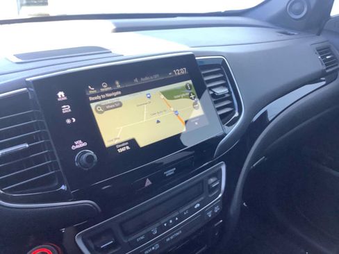 Certified 2019 Honda Passport Touring image 17