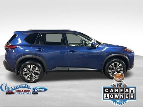 Used 2021 Nissan Rogue SV w/ Premium Package image 6