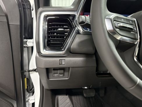 New 2026 GMC Canyon Elevation w/ Convenience Package RWD image 18