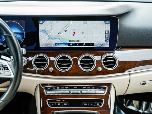 Certified 2023 Mercedes-Benz E 450 4MATIC Sedan image 11