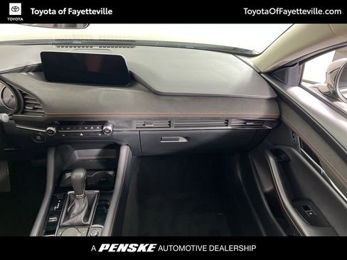 Used 2025 MAZDA MAZDA3 s image 18