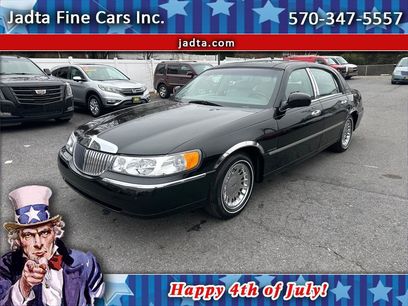Used 2002 Lincoln Town Car Cartier