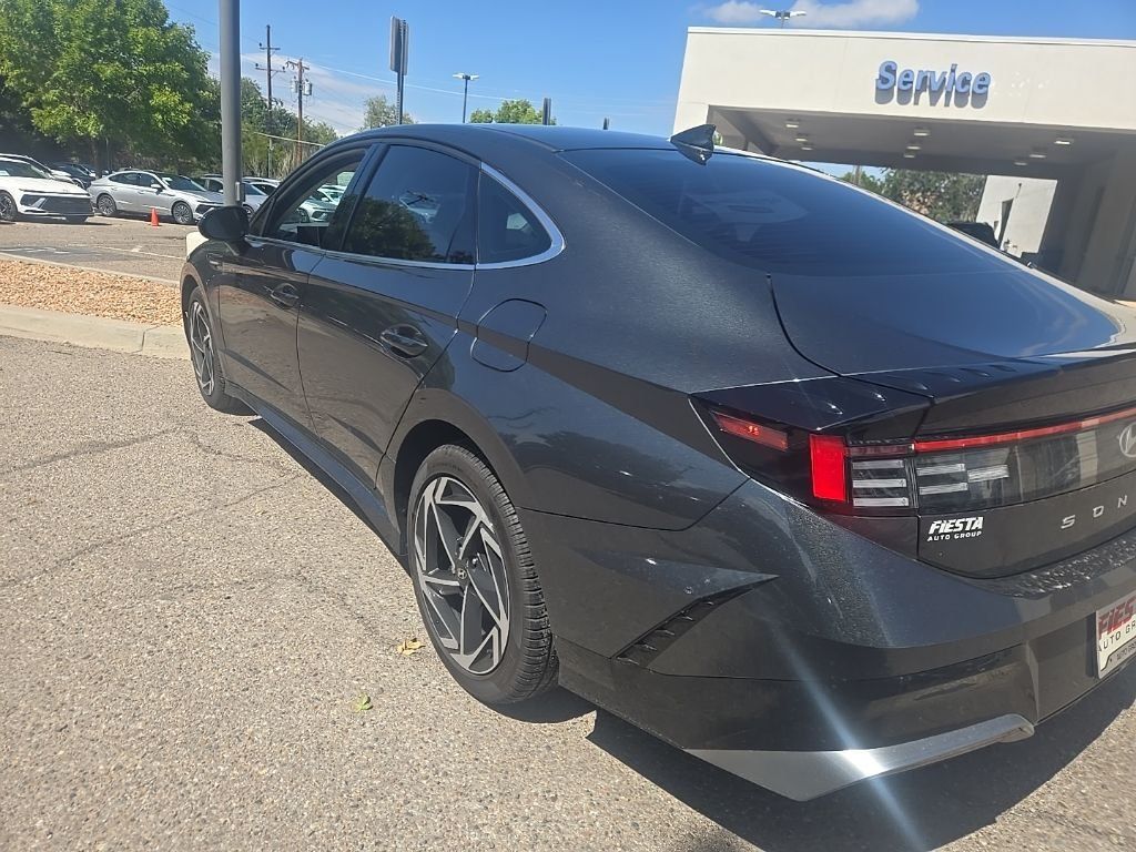 Used 2026 Hyundai Sonata SEL FWD image 5