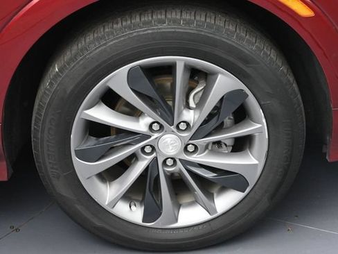 Used 2023 Buick Encore GX Select w/ Sport Touring Package FWD image 6