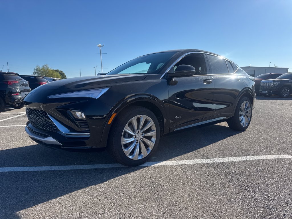 New 2026 Buick Envista Avenir FWD image 2