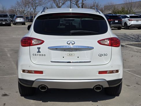 Used 2017 INFINITI QX50 2WD w/ Premium Plus Package image 4