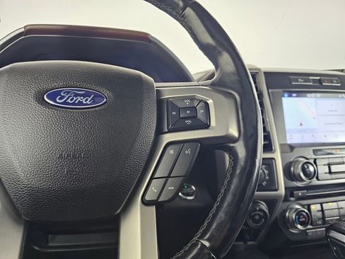Used 2017 Ford F150 Platinum w/ Max Trailer Tow Package AWD/4WD image 38